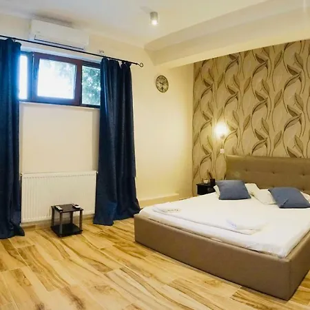 Byzanthin Hostel *