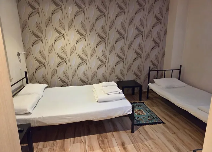 Byzantine House Hostel *