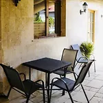 Byzantine House Hostal *