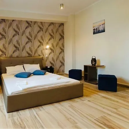 Byzanthin Hostel *